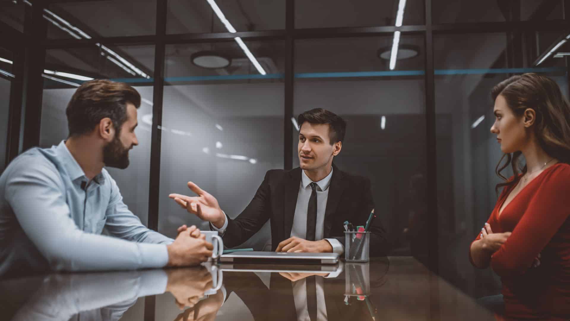 Perkins Law - A Divorce Lawyer vs. A Divorce Mediator